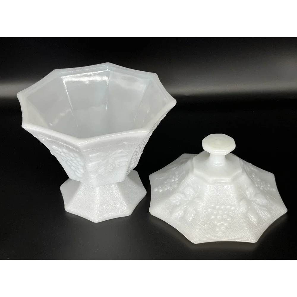 Vintage Anchor Hocking Milk Glass Pedestal‎ Candy Dish with Lid